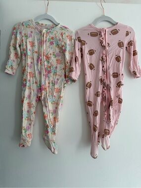 Angel Dear Girls Footed One-Piece Set in Cream Floral & Pink Football 6-9m